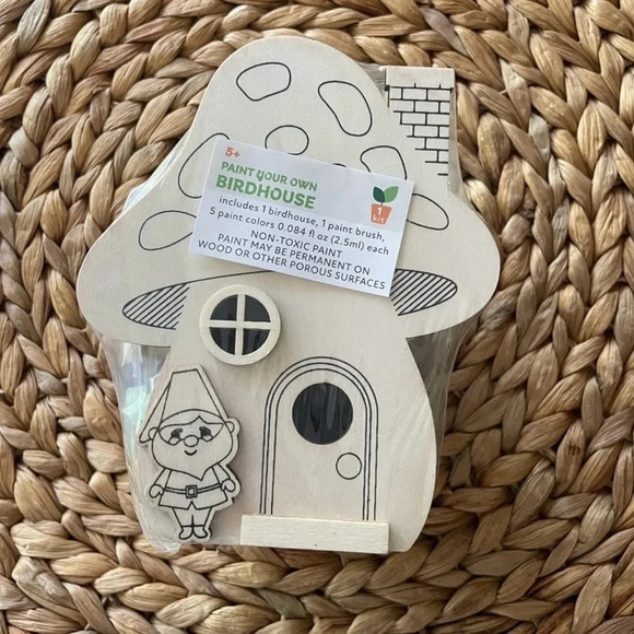 Target Other - Target Bullseye Paint your own
Mushroom Bird house Kit NEW®